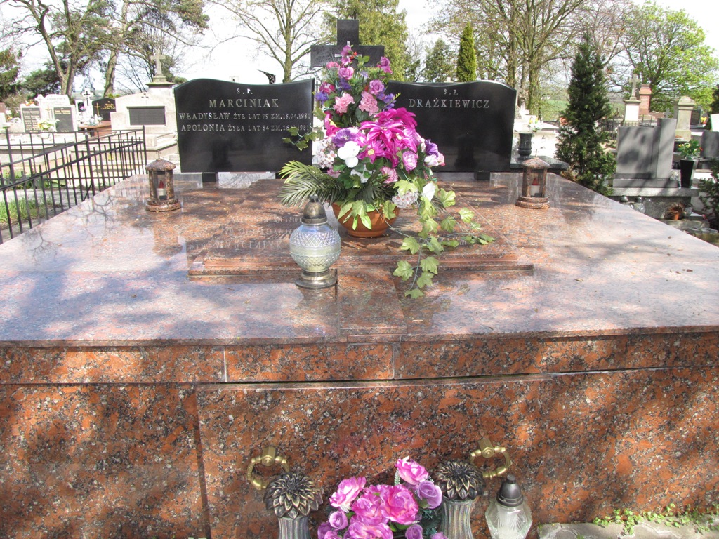Grób Władysław Marciniak