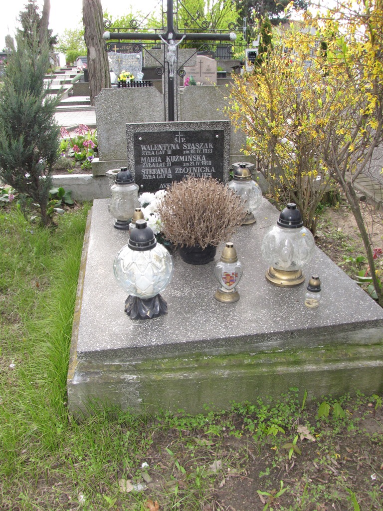Grób Walentyna Staszak
