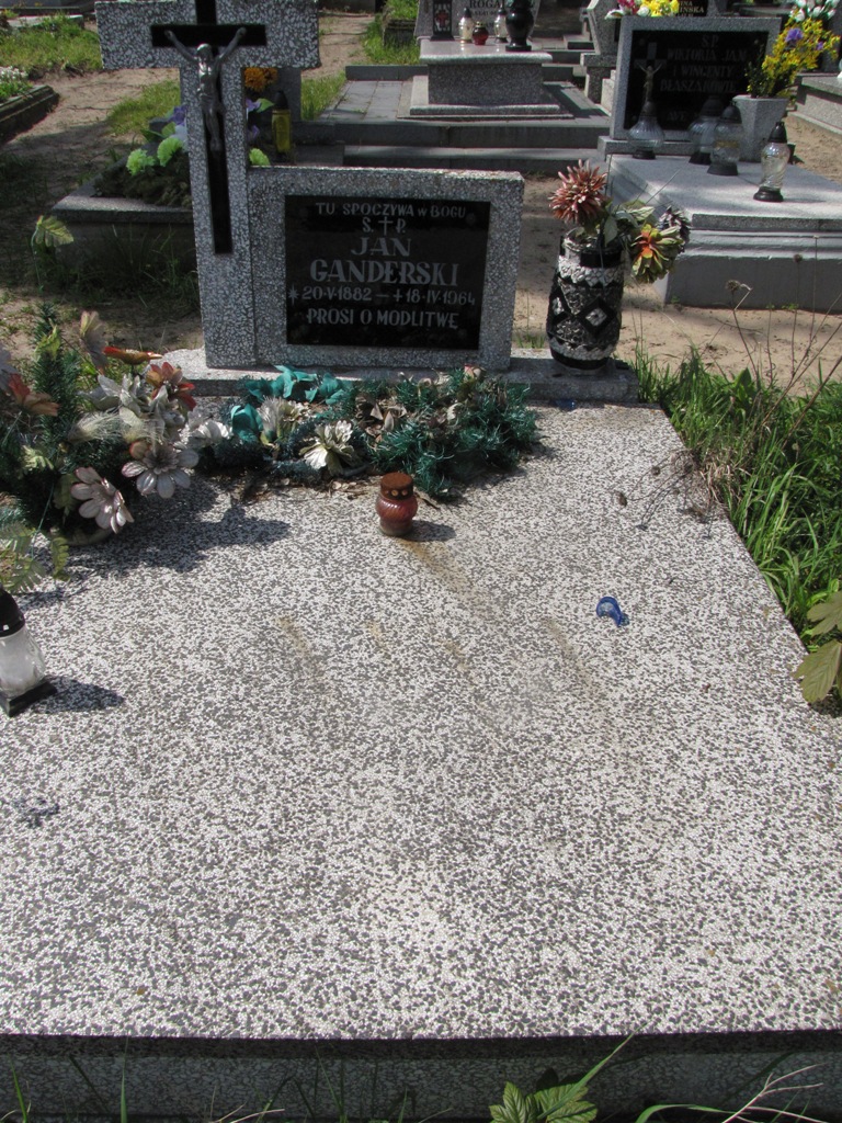 Grób Jan Ganderski